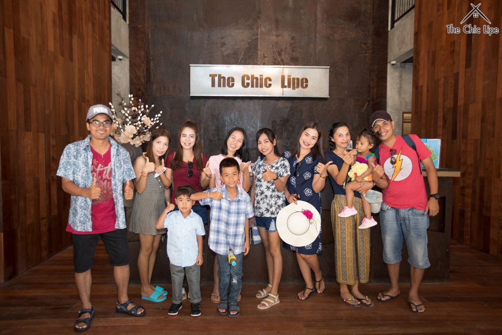 บรรยากาศภายใน เดอะชิค หลีเป๊ะ (The Chic Lipe)