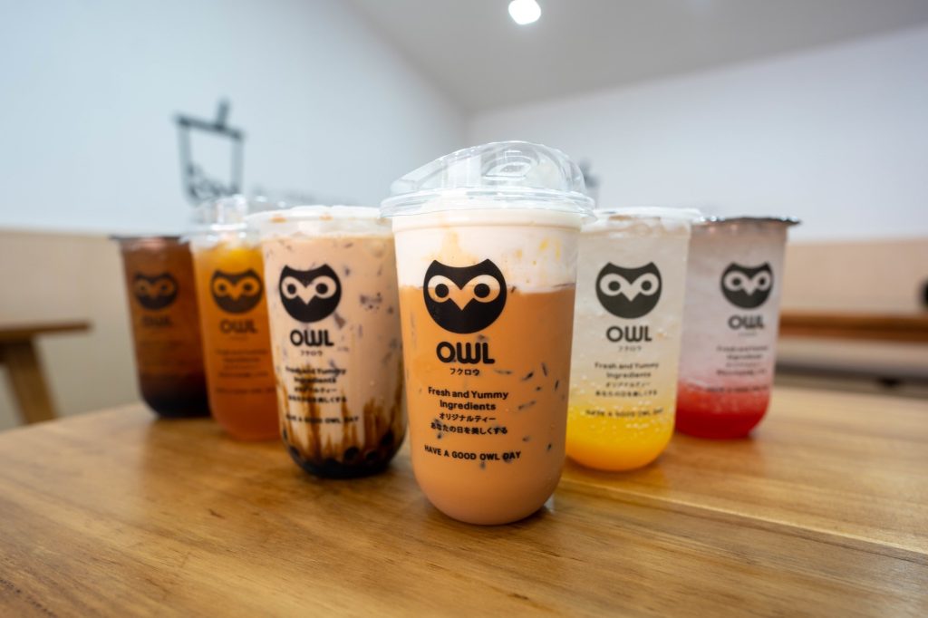 Owl cha อาวน์ชา ชานม อารมณ์ดี สาขาแรกบนเกาะหลีเป๊ะ